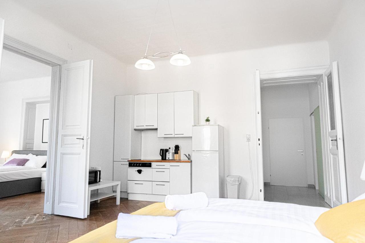 Cozy 2Br Apt. Near Akh Hospital-Ideal For Longstay Viena Exterior foto