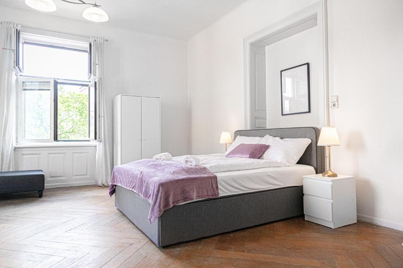 Cozy 2Br Apt. Near Akh Hospital-Ideal For Longstay Viena Exterior foto